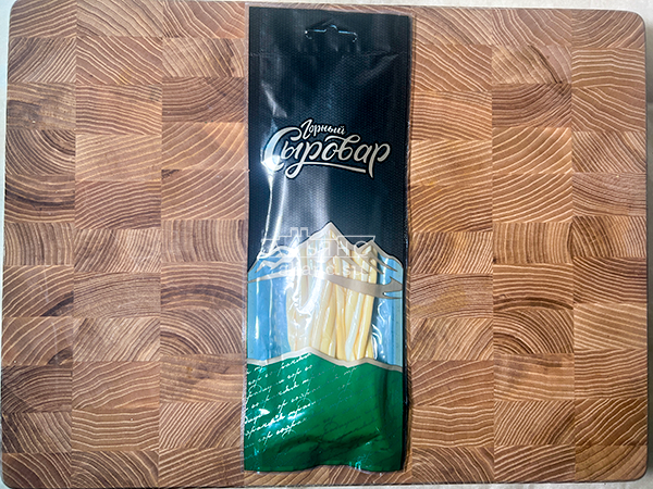 Сыр 60 гр ГОРНЫЙ СЫРОВАР (Нити копчёные) в Новосибирске