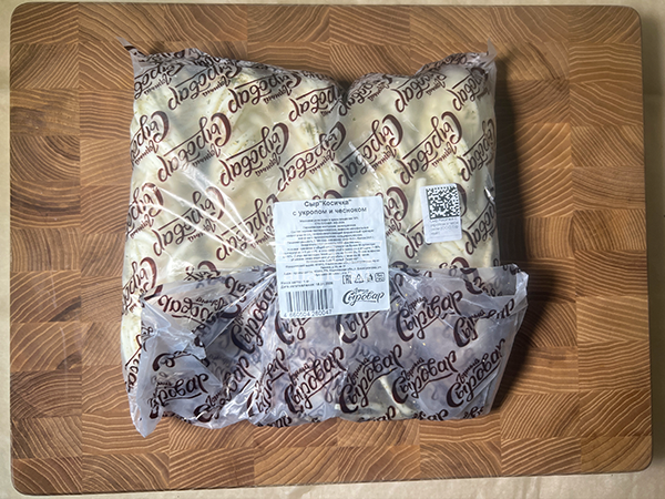 Сыр 1 кг ГОРНЫЙ СЫРОВАР (Косичка с укропом и чесноком) в Новосибирске